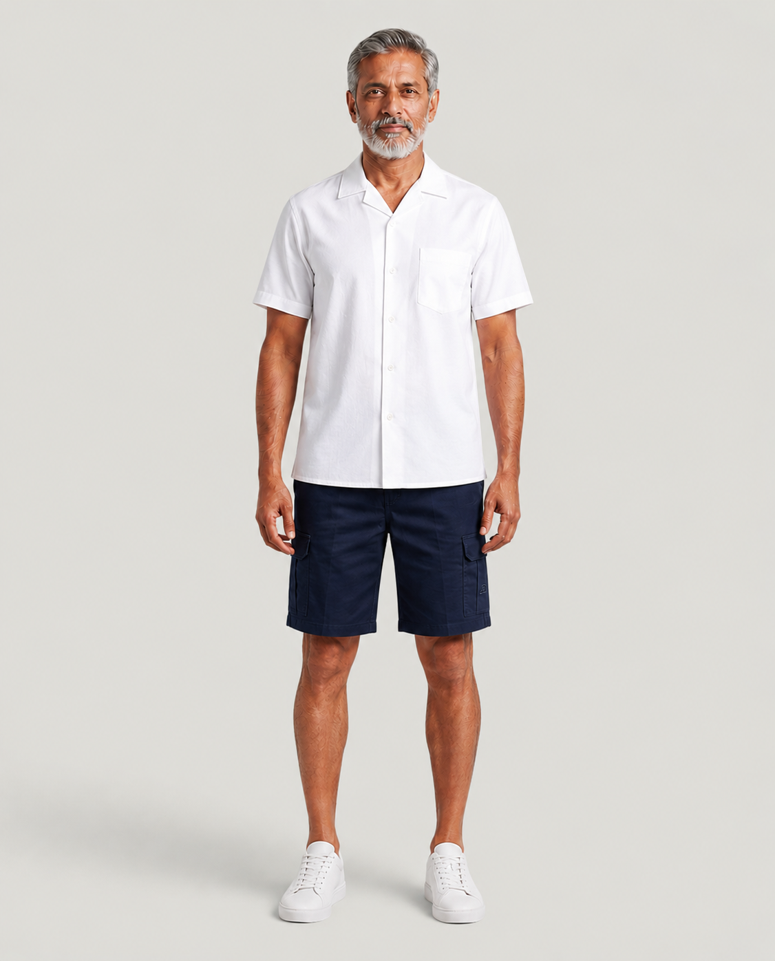 Navy Urban Souls Cargo Bermuda, casual look on model